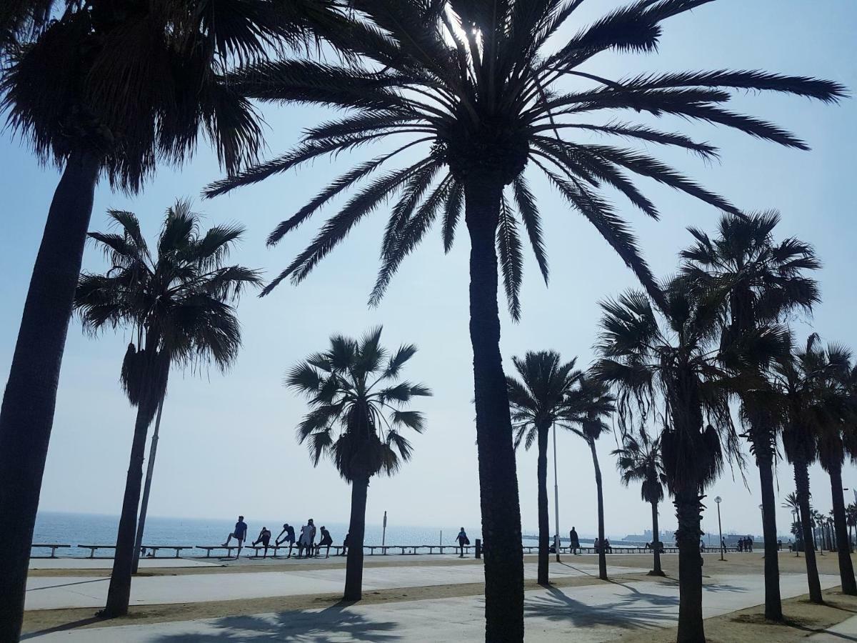 Rambla Poblenou&Mar Bella Beach Barcellona Esterno foto