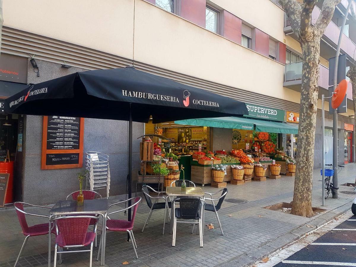 Rambla Poblenou&Mar Bella Beach Barcellona Esterno foto